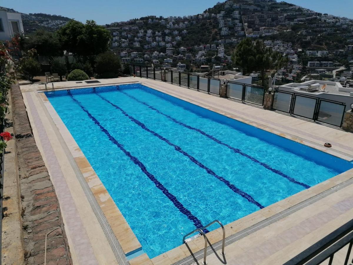 Ibak Apartments Gumusluk Exterior photo