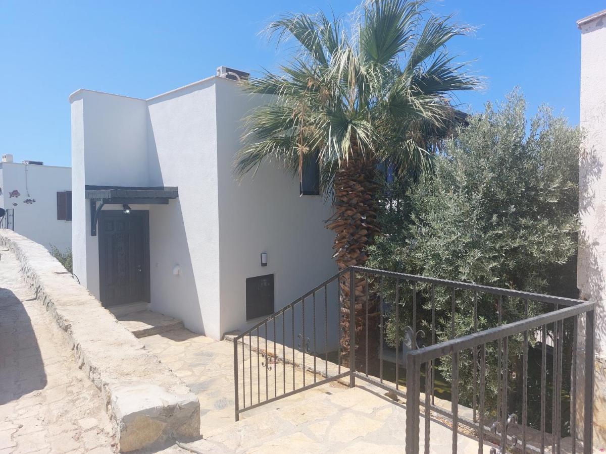 Ibak Apartments Gumusluk Exterior photo