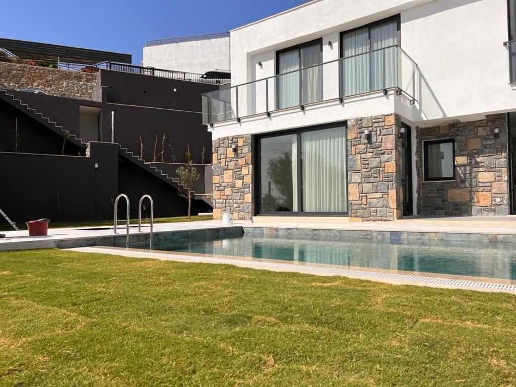 Ibak Apartments Gumusluk Exterior photo