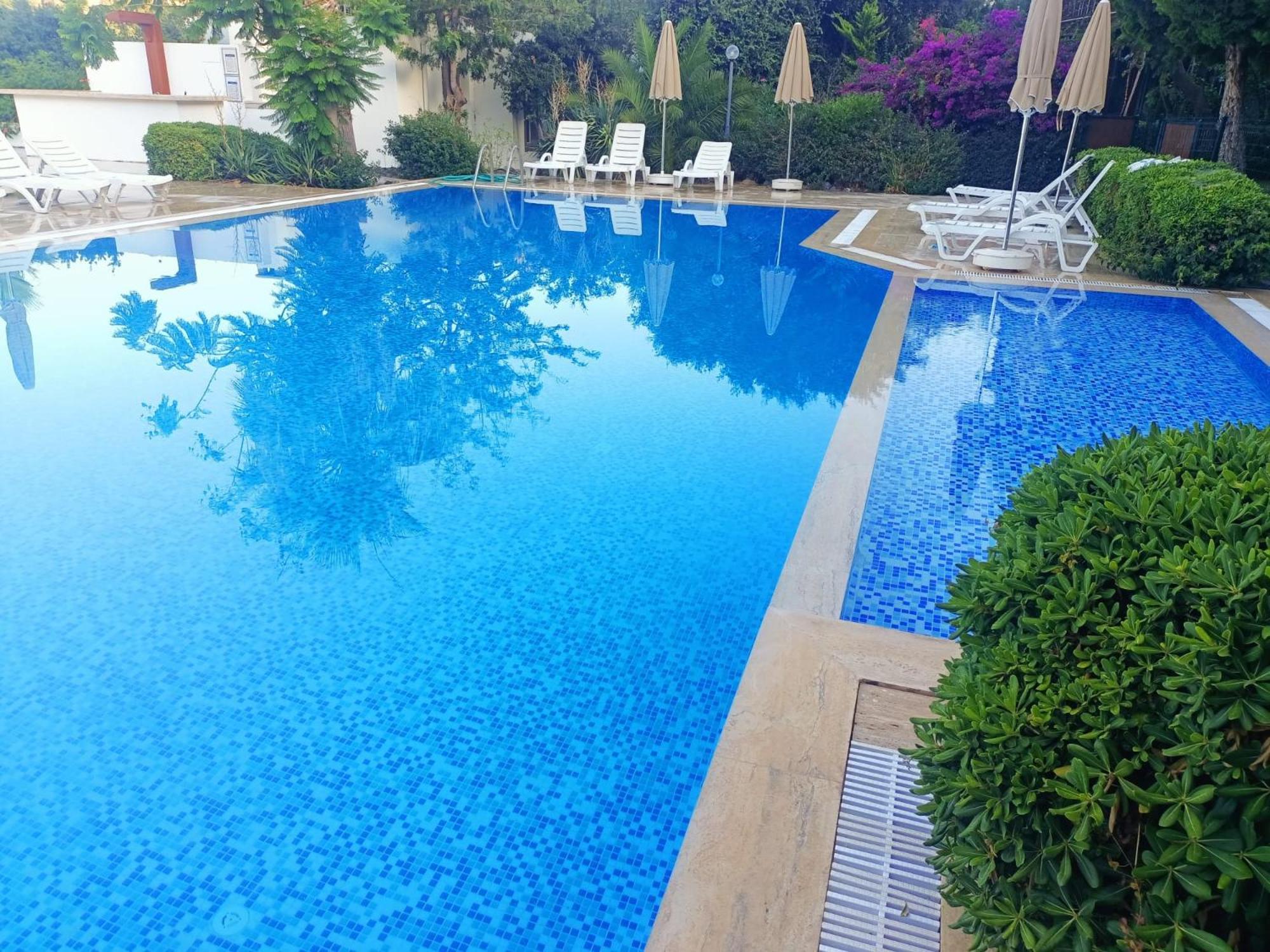 Ibak Apartments Gumusluk Exterior photo